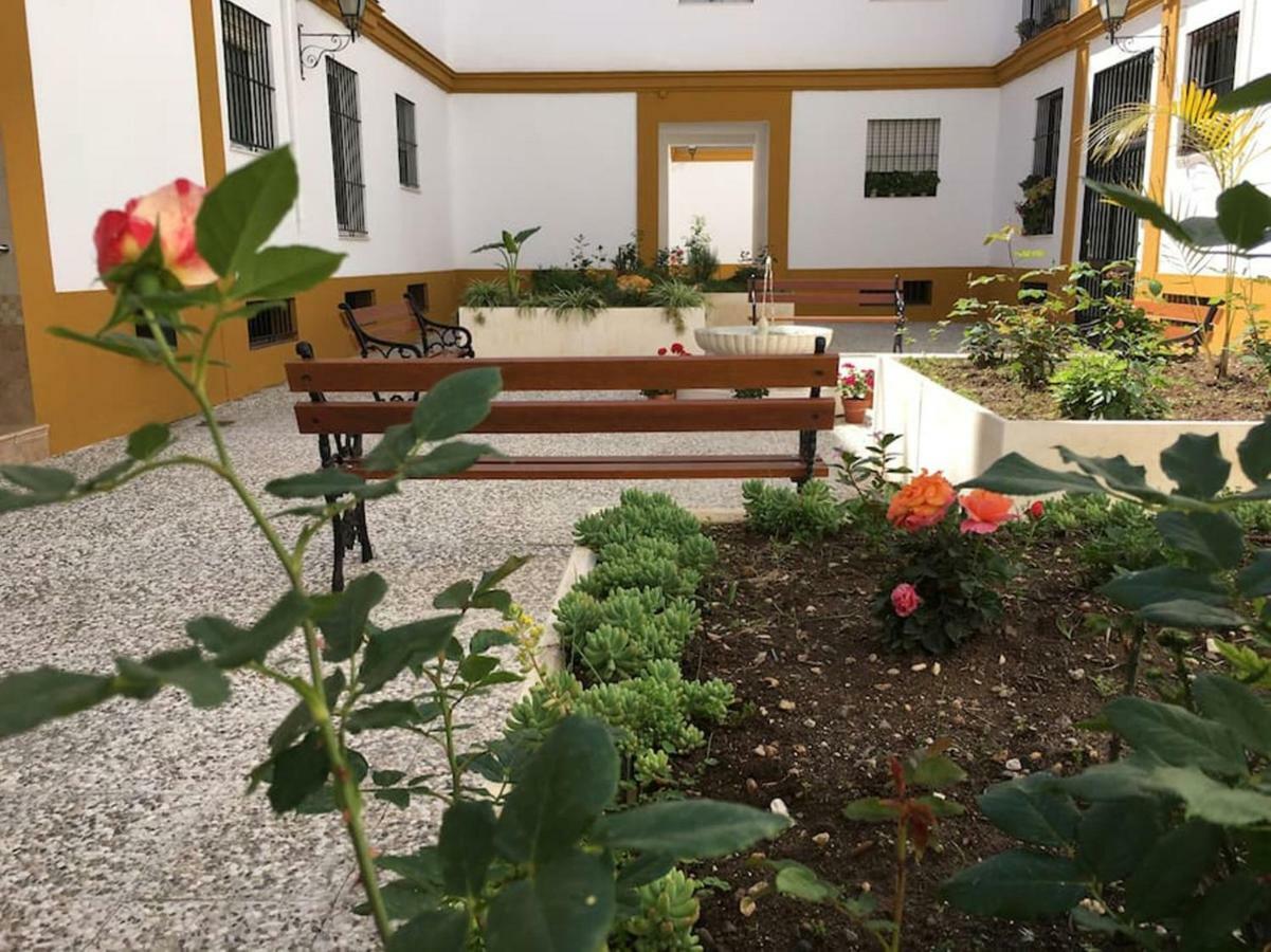 Apartamento Jardin De Santa Paula إشبيلية المظهر الخارجي الصورة