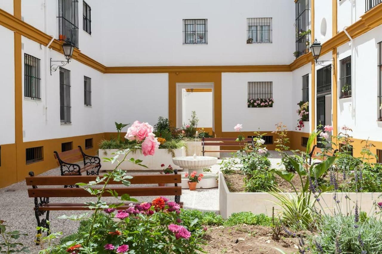 Apartamento Jardin De Santa Paula إشبيلية المظهر الخارجي الصورة